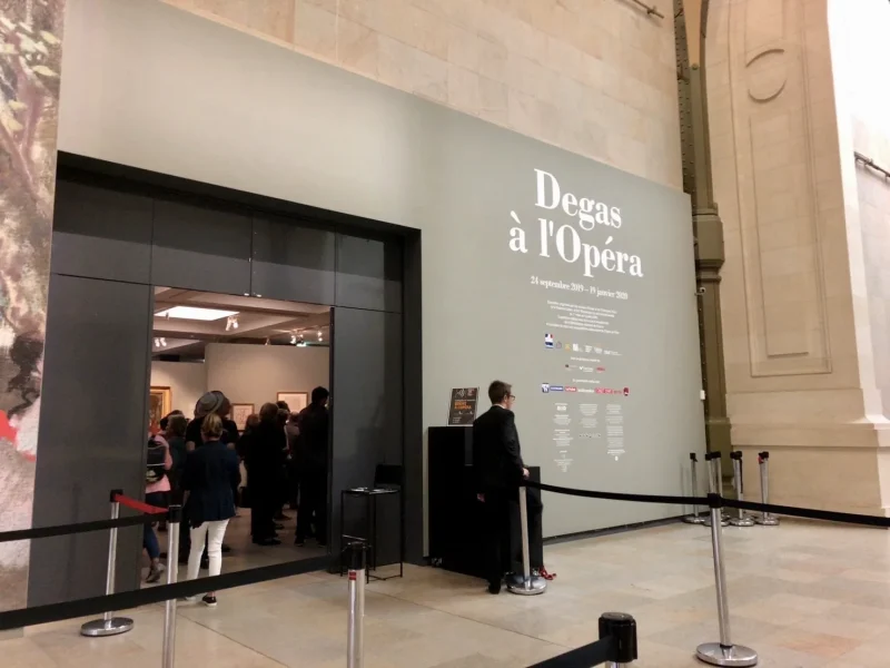 オルセー美術館で開催されたドガ展「Degas à l'Opéra」の会場入口